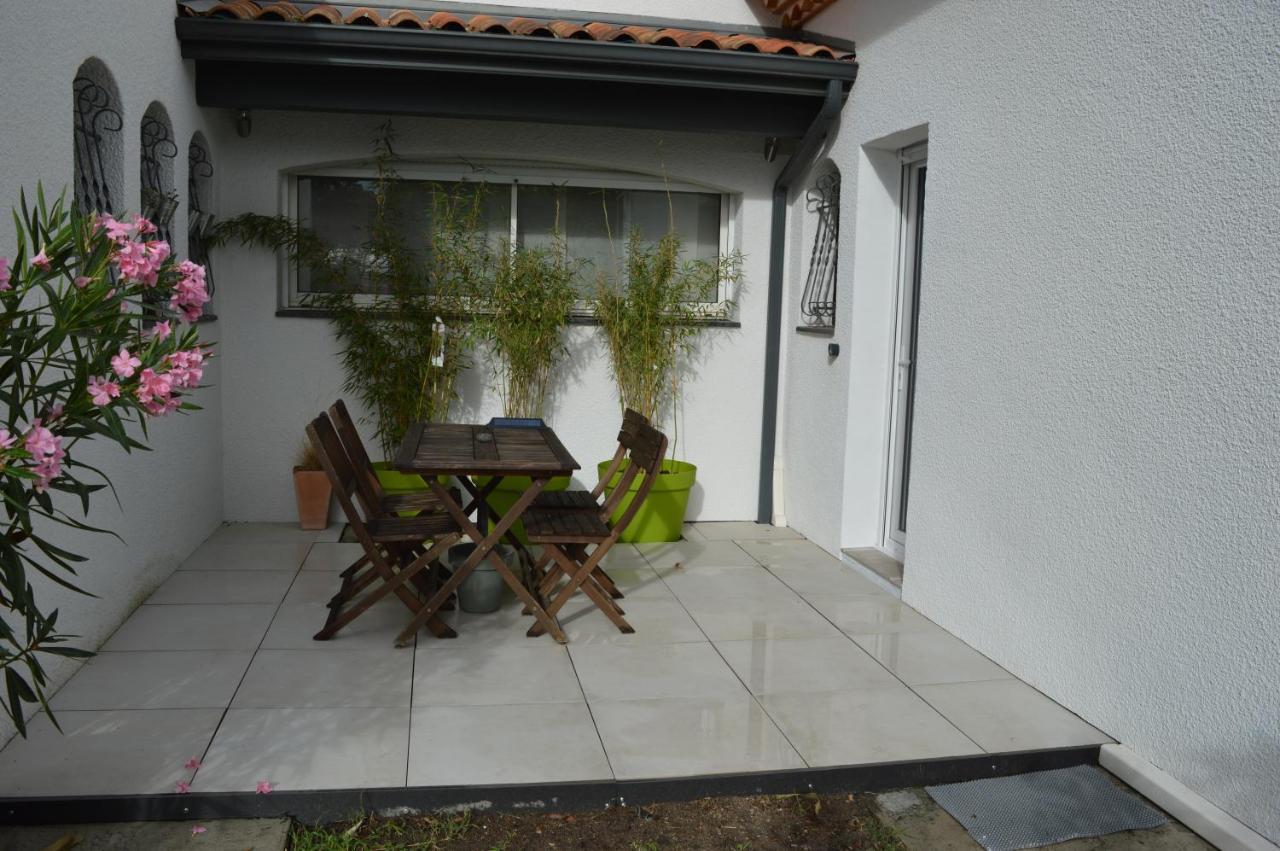 Domaine De L'Espiguette Bed & Breakfast Biganos Dış mekan fotoğraf