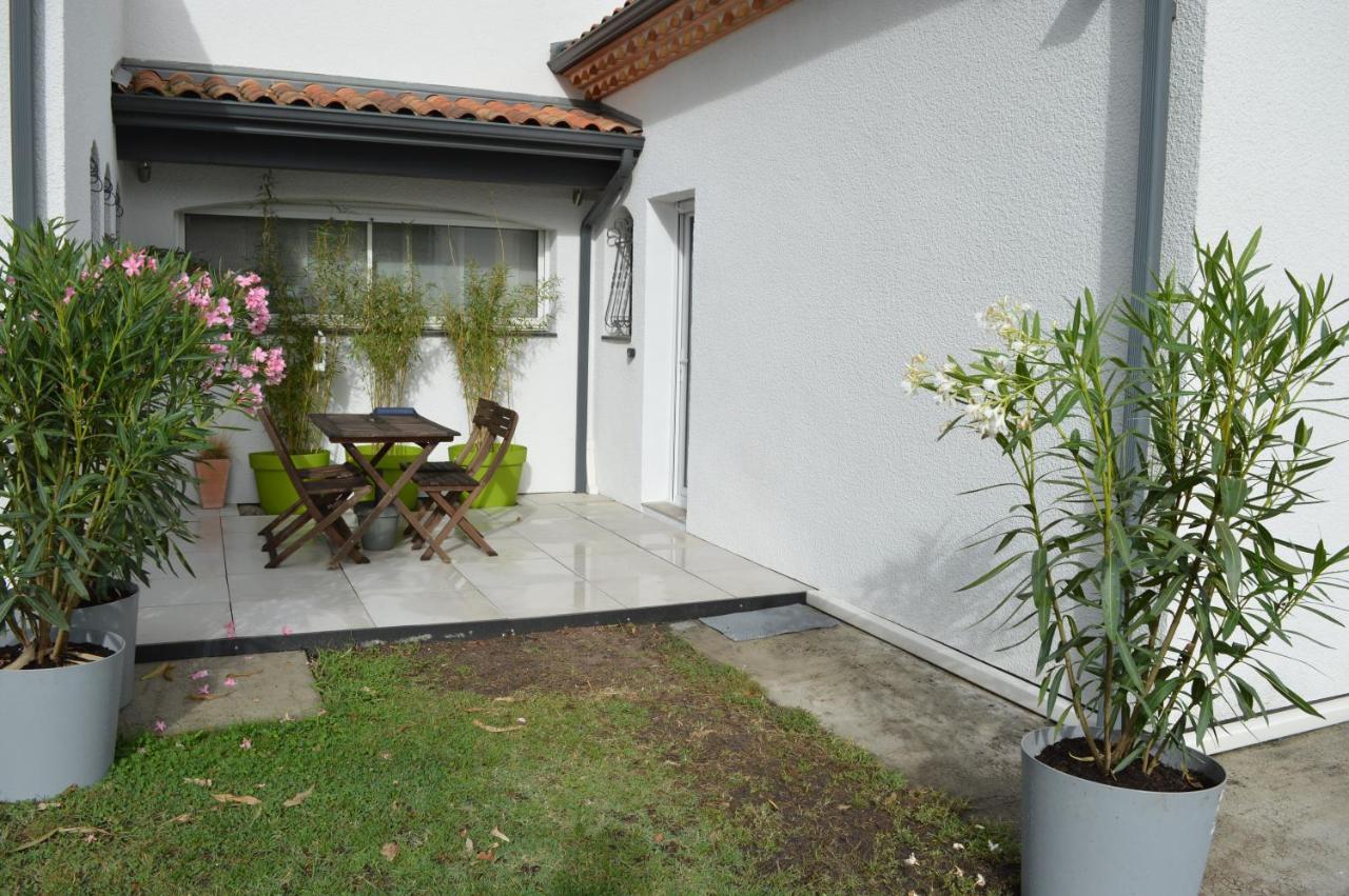 Domaine De L'Espiguette Bed & Breakfast Biganos Dış mekan fotoğraf